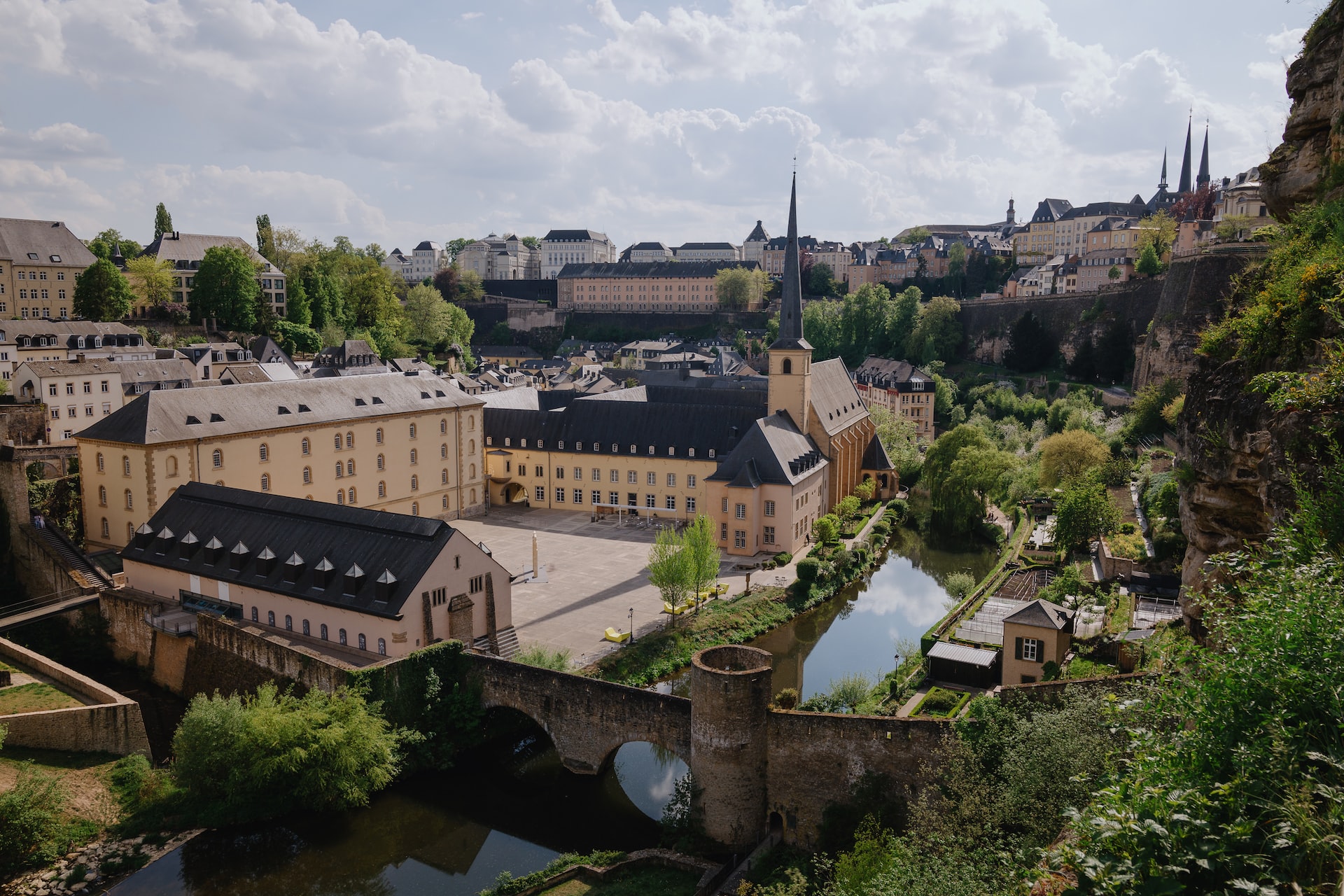 fixer luxembourg